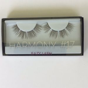 Huda beauty eazy lash harmony #17